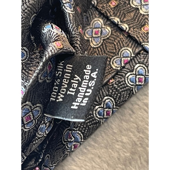 David Donahue Mens Necktie Silk Gray Blue Pink Floral Handmade Italy‎ USA - Picture 5 of 9